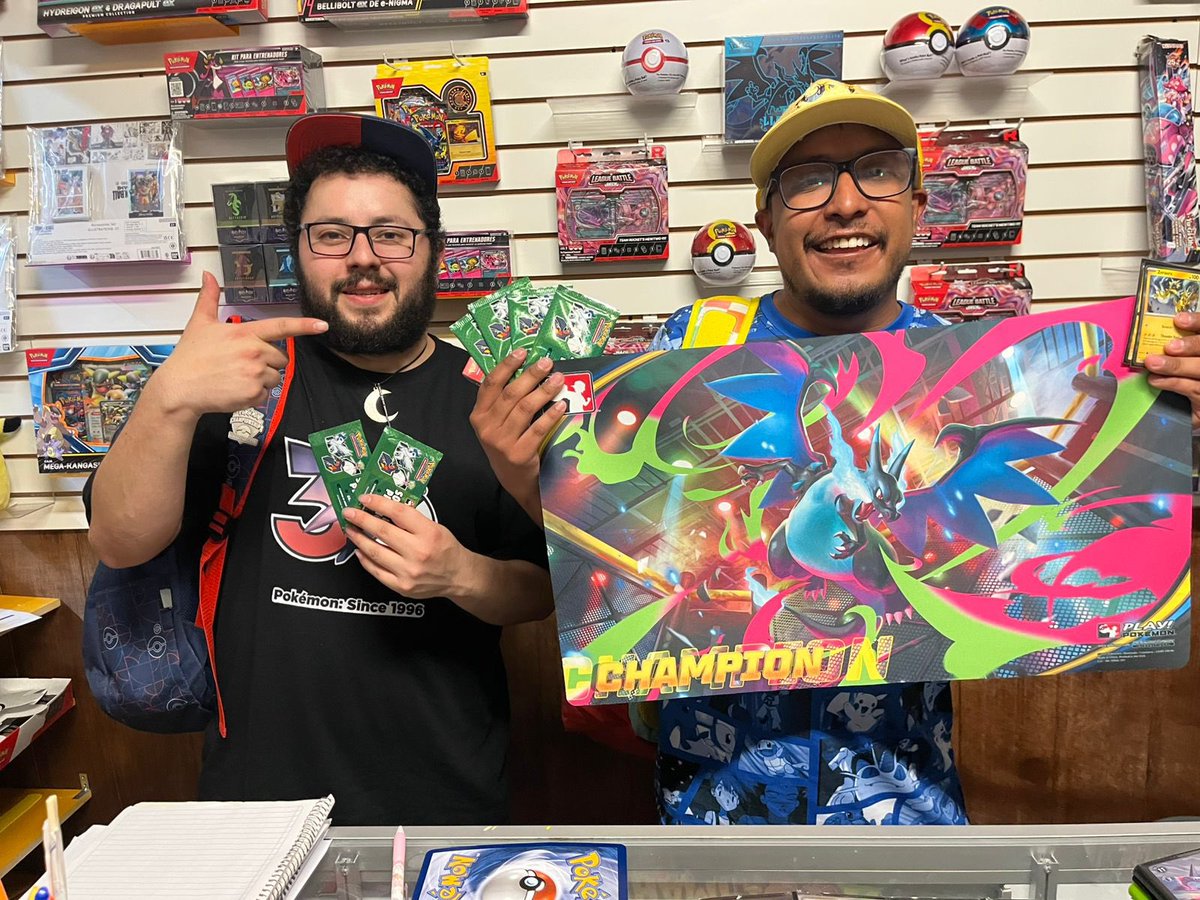 Gerry1602's tweet photo. Won my second League Cup of the season with a Miraidon Turbo variant inspired by the version my sensei, @JessePrker , built.
Zeraora and Zekrom were the MVPs in the toughest moments.
I love this Miraidon deck so much ⚡️⚡️
#pokemontcg https://t.co/lbAI6HB4E8