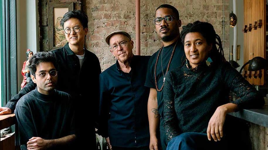 Grotesqualizer tweet media