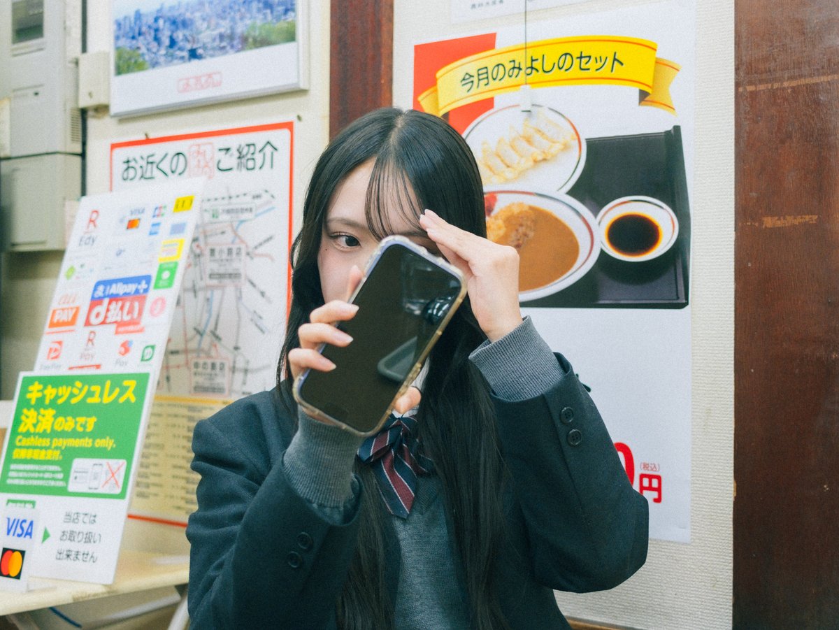 congrats grad https://t.co/fdPqWbVLas