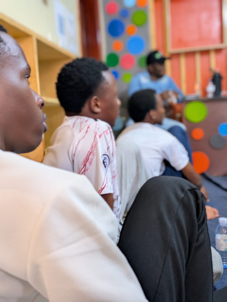 RoyalRaysInitiativeUganda tweet media