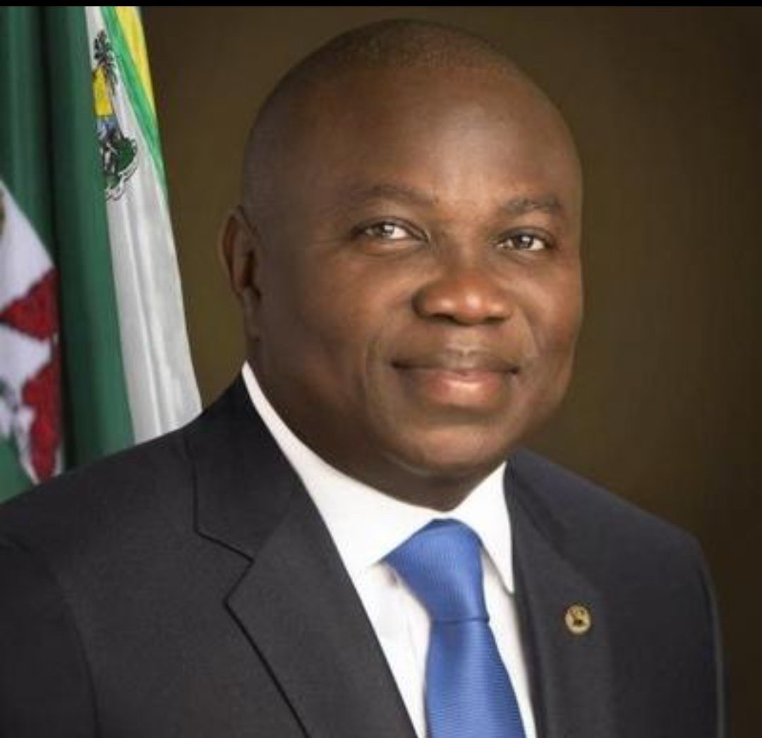 Rt for Gbadebo.                  Like for Ambode Ambo