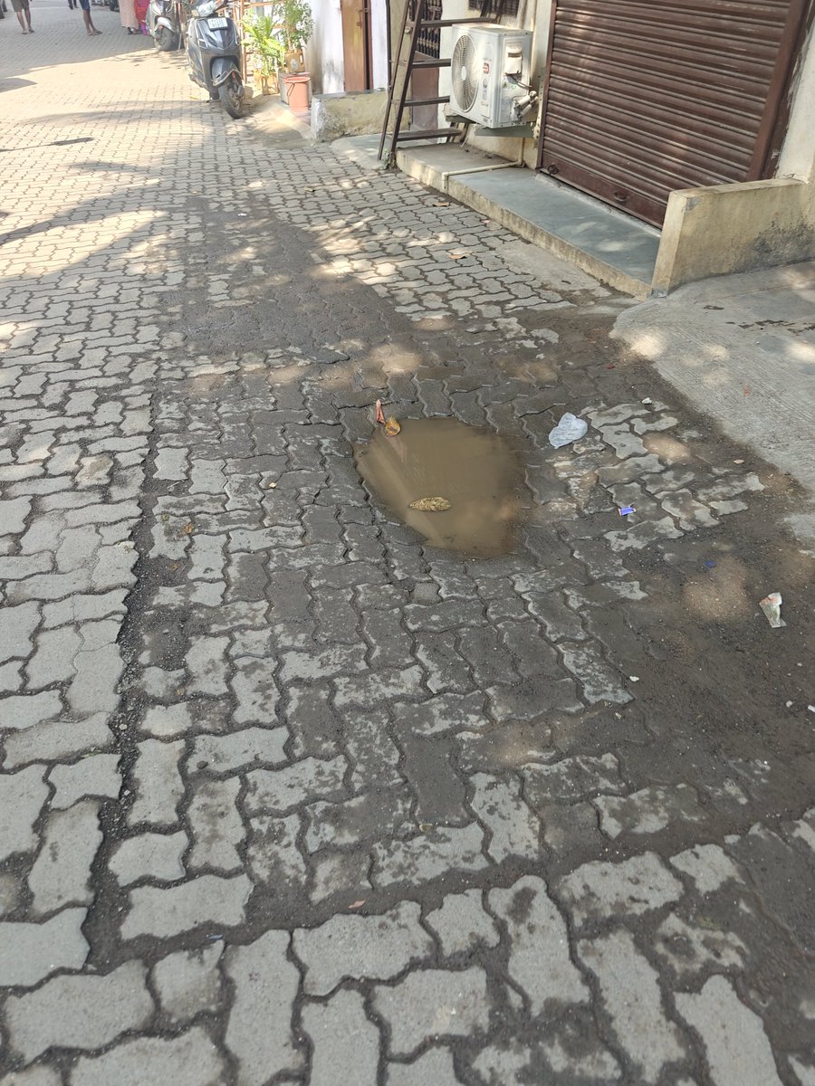 13Morye's tweet photo. The road between Sarvodaya Nagar, Majaswadi Sai Darpan Society, and Inqlaab Nagar Punrujivan Society jogeshwari east 60 is in bad condition, a few months after BMC work. There's a risk of accidents. @mybmc
@Bharat24Taas @ShivSenaUBT_ @ShivsenaUBTComm https://t.co/N2MukyXUM5