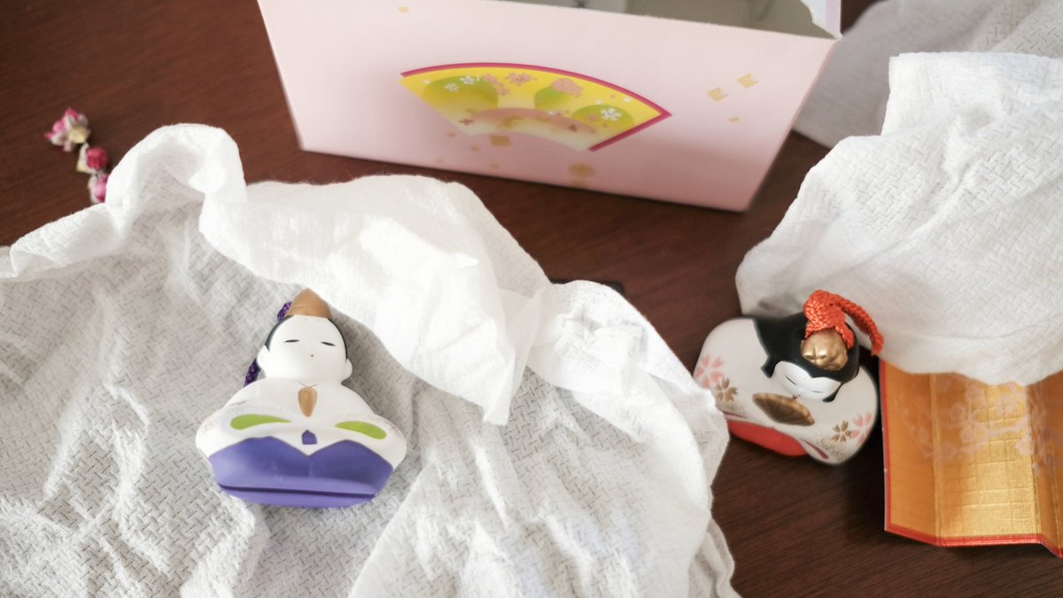 formmailer's tweet photo. 今日はひな祭り🎎
みなさん、どのようにひな祭りを過ごしていますか？
もちろんフォームメーラーでも、ひな祭り関連のフォームが作成されています！
イベントの申し込みフォームなどで利用されています📱
#企業公式相互フォロー
#企業公式冬のフォロー祭り https://t.co/Ld5ScwStNN
