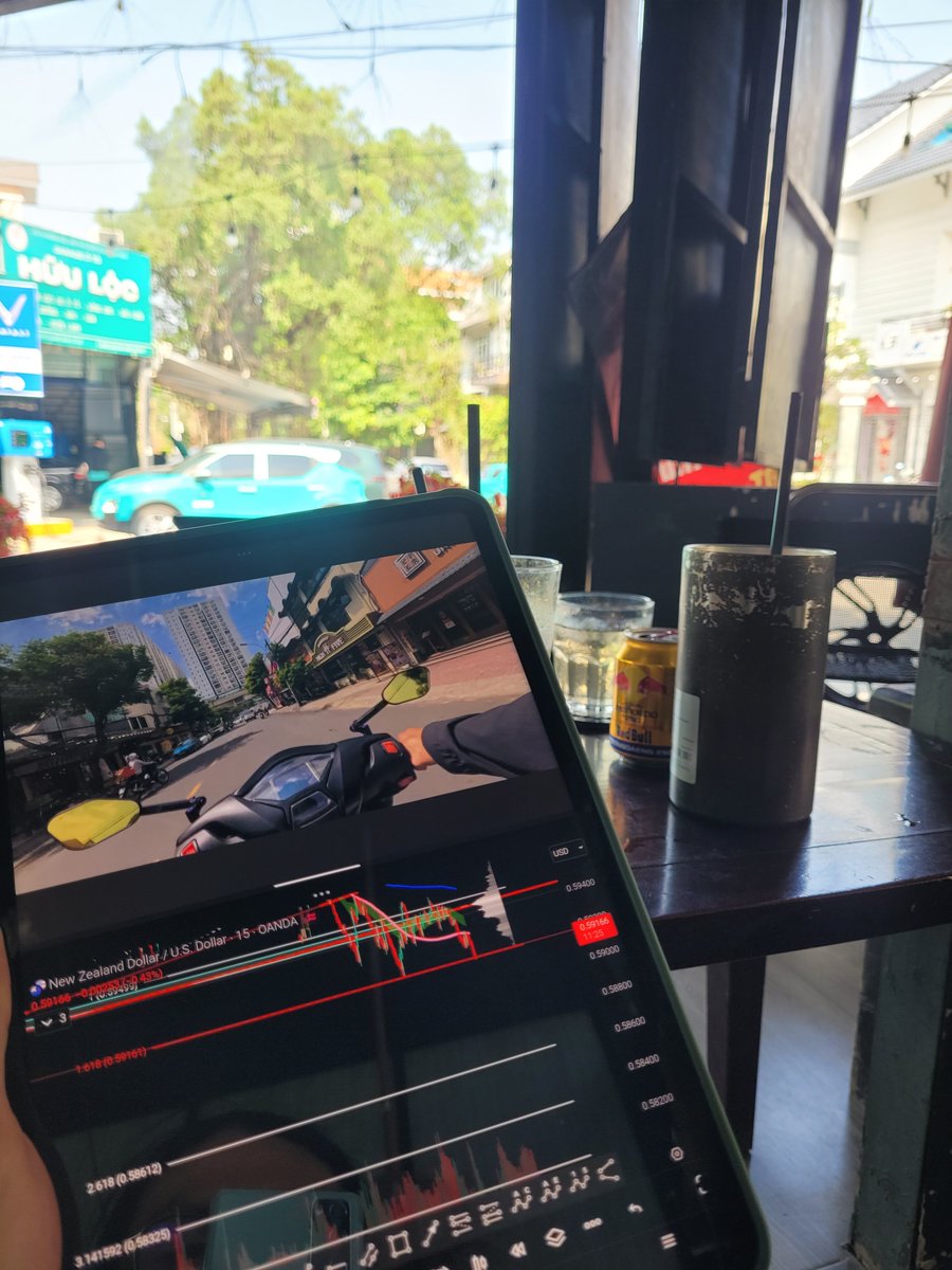 ProximaTheMoon tweet media