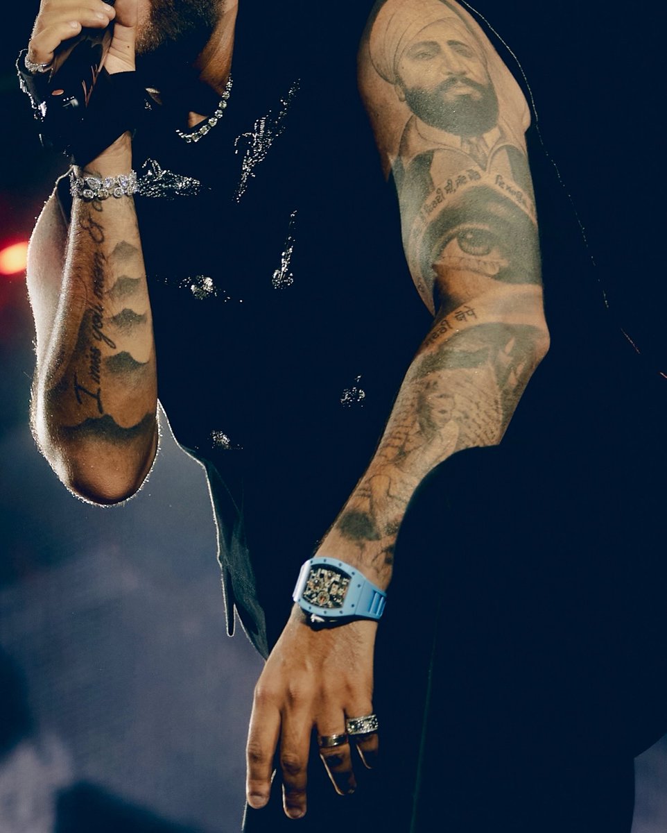 Gaurav Gupta Couture tweet media