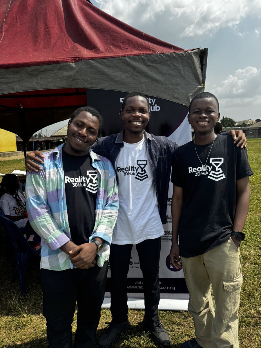 Reality 3d Hub tweet media