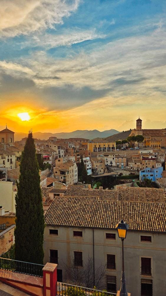 Ayto_Cehegin's tweet photo. Buenos días #Cehegín elpueblodelasmaravillas! Martes, 3 de Marzo.
#cehegininspira
#ElPuebloDeLasMaravillas #CeheginElPuebloDeLasMaravillas
#hermandadvirgendelasmaravillas #TurismoInterior
#añojubilar2025 #TurismoRegionDeMurcia #virgendelasmaravillas https://t.co/9tMXdzPoVH