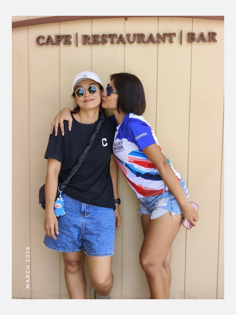 jpb_foto's tweet image. With N'Tookta at The Barnery 
@aui_kumjing ✨😘 #BFF #bestie