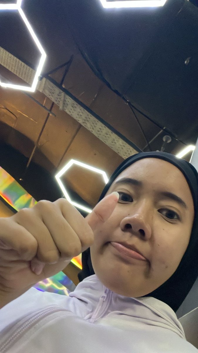 riveeeeed tweet media