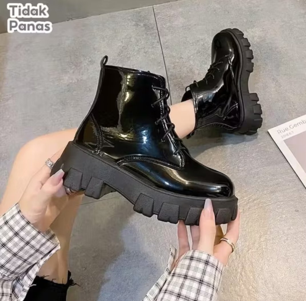 chan 🍁 tweet media