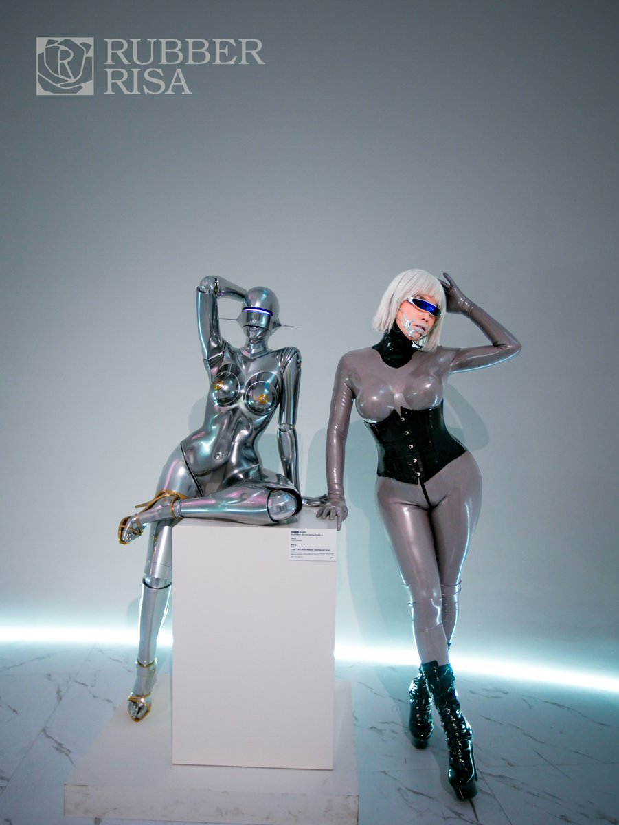 RubberRisa tweet media