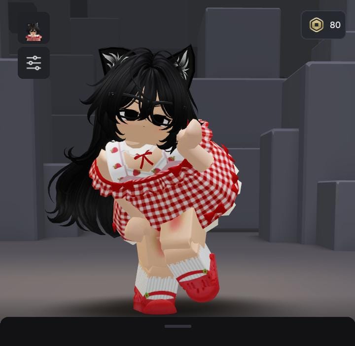 Iris_violet7's tweet photo. @Taihcita Le metí dinero de lo que trabajaba, se iba para mí gusto de mi skin y para la cuenta de mi hermana también actualmente tengo la primera mi fv ❤️ https://t.co/BJcpHoM4rI