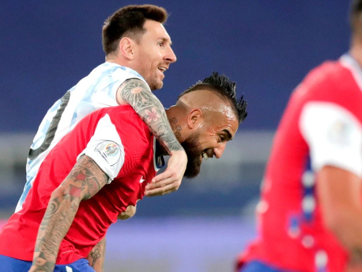 Footballdayy tweet media