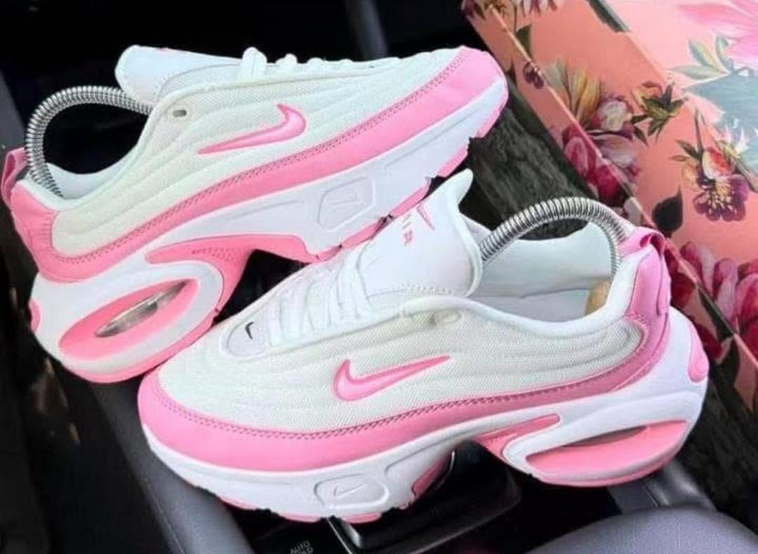 NexotinGhana's tweet photo. Women's Pink Sneakers you would love 
Sizes 37-41

Order here >> https://t.co/6G4PdQssvs https://t.co/76YN6mQS44