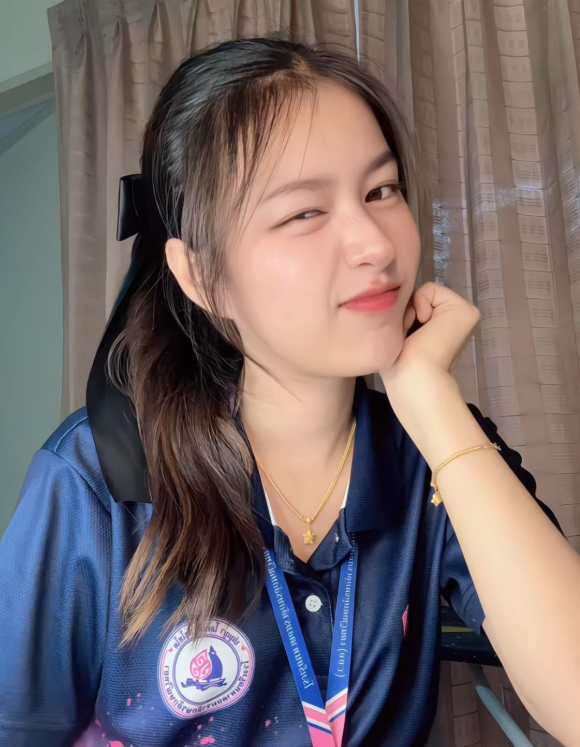 เรียกหนูว่าครูแป้ง tweet media