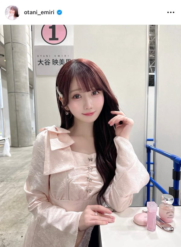 biyoutanaka's tweet photo. みりにゃが至近距離でファンに会う時に高確率でミルクタッチ使ってるぽくて本当に信用できる。絶対綺麗な肌になれるやつじゃんね。 https://t.co/N5i1TQlien