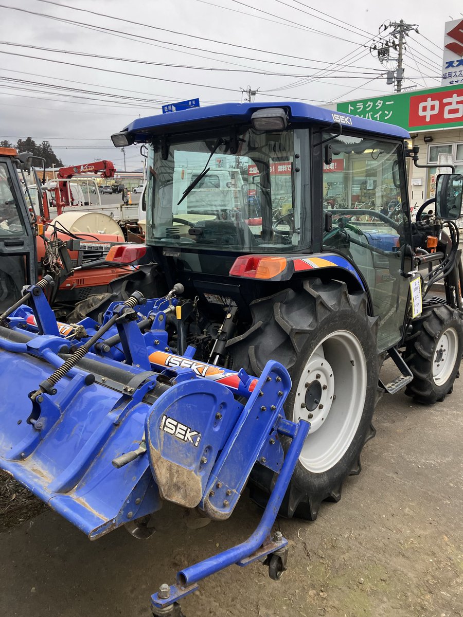 noukasan_iwate's tweet photo. 岩手本店にてイセキトラクターAT30(ローダー付き)入荷いたしました。アワー1111hです。気になる方はぜひ『農家さんの味方岩手本店』までお問い合わせください。
#農家さんの味方岩手本店
#トラクター
#AT30 https://t.co/YgCgDQvgA1