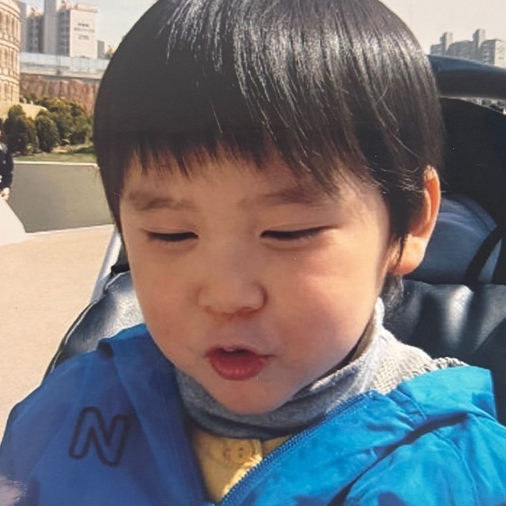 ‘ ปุ่มนี้กดแล้วมีความสุข ( ◡̈ ) ’ ⭐️💭💭