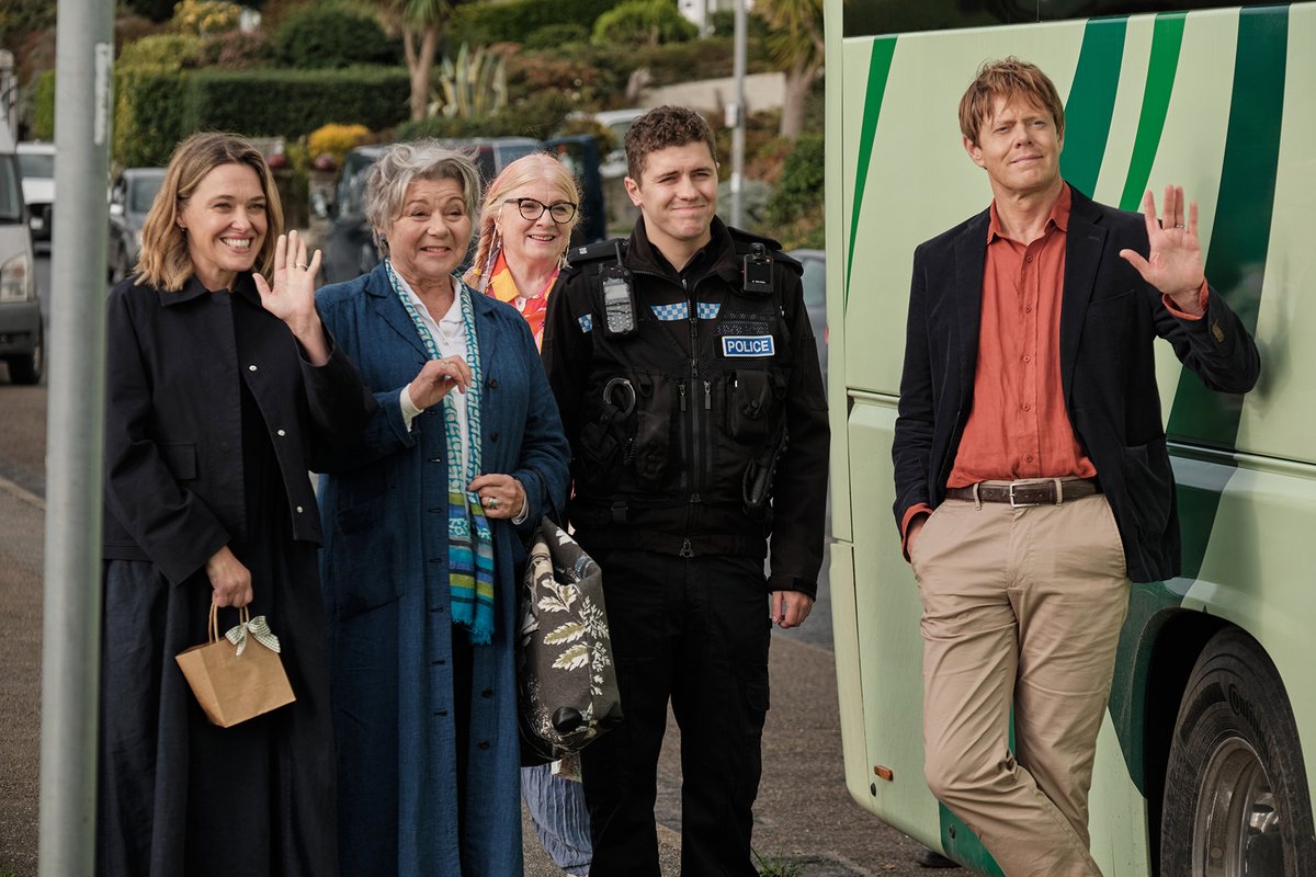 Beyond Paradise tweet media