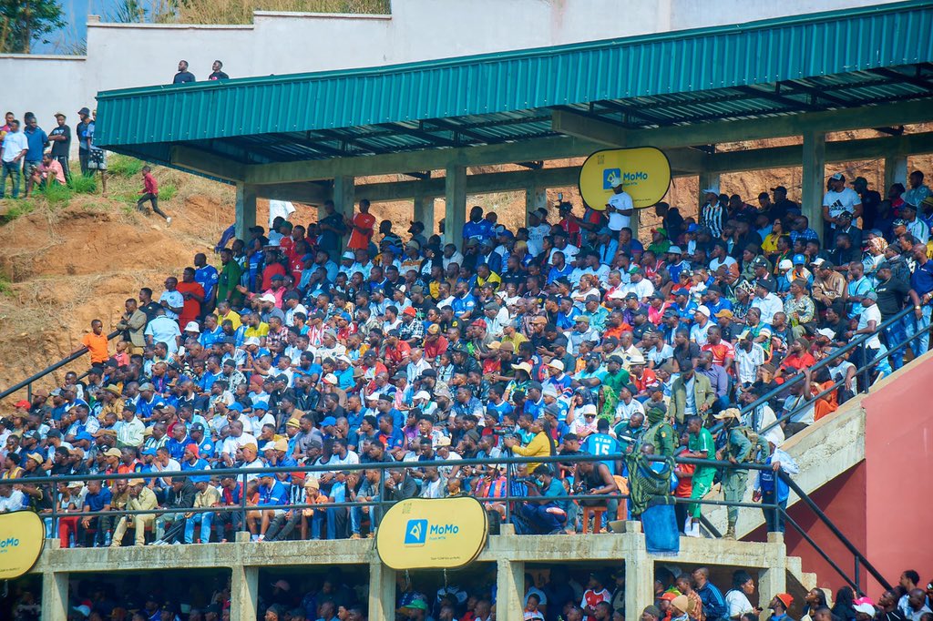 Kosi_foottalk's tweet photo. North West and the love for football
The population was all out for the PWD Bamenda vs Coton Sport game at the Bamenda I proximity stadium
📸 @louisballackphotography
#pwdbamenda #cotonsport #fecafoot #eliteone https://t.co/WO4psrbLco