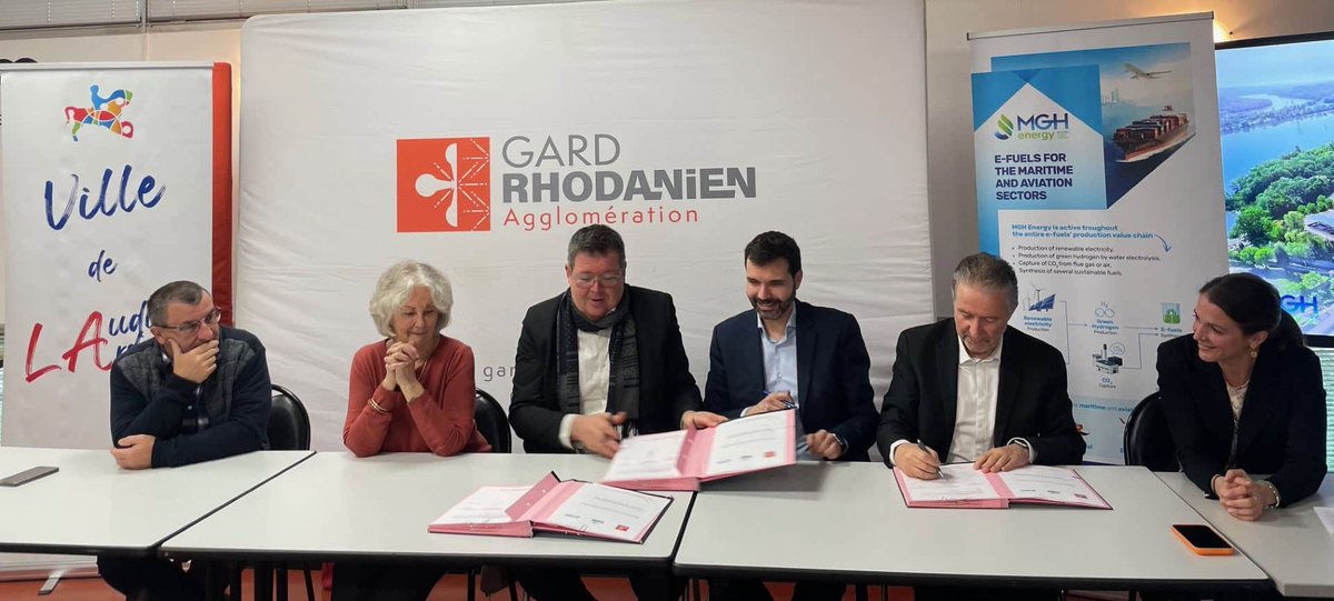 ADOCC_'s tweet image. #Gard #Implantation L’Agglomération du Gard rhodanien et la commune de Laudun l'Ardoise ont officialisé la désignation du lauréat de l'appel à projets pour la reconversion de la friche industrielle de Laudun-L’Ardoise.
L'entreprise MGH Energy prévoit d'y implanter  une unité de