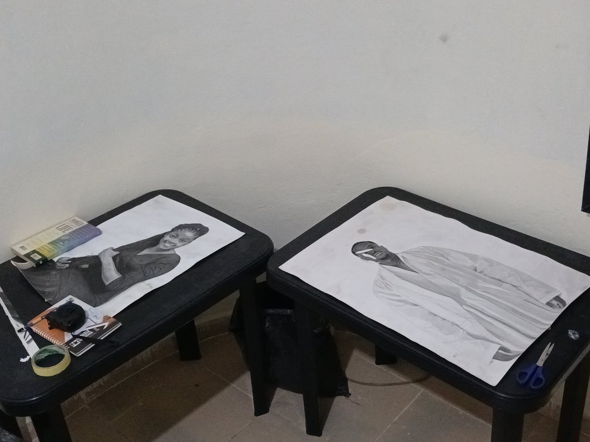_dynastygallery's tweet photo. Yesterday i set up a mini studio space in the apartment i got from my Construction Job.🙂‍↕️💫 https://t.co/4Lj317KM1v
