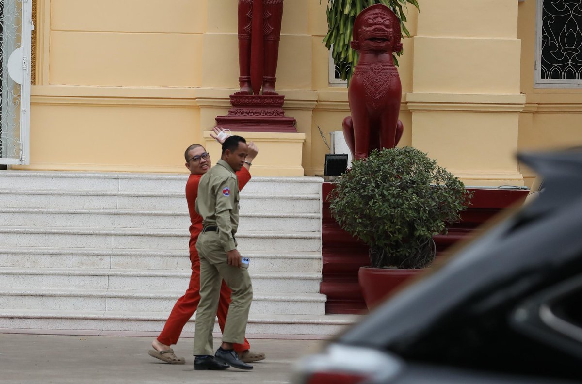 Phil Robertson tweet media