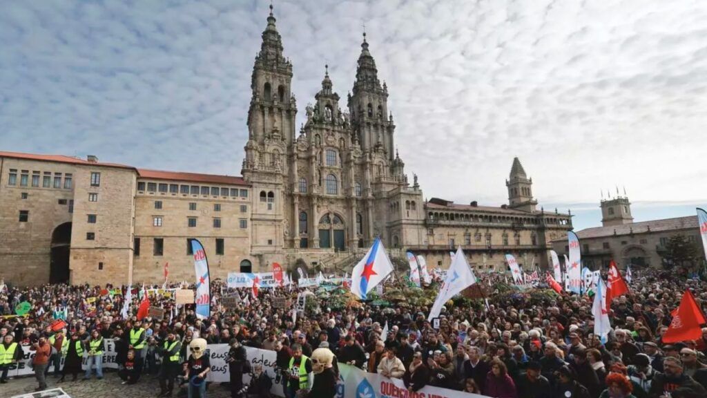 3linconformista's tweet photo. Adiós a Altri: la Xunta de Galicia decide dar carpetazo al proyecto de su macrocelulosa en Lugo https://t.co/gNUxAqXe74 https://t.co/aD3fcBiLwG