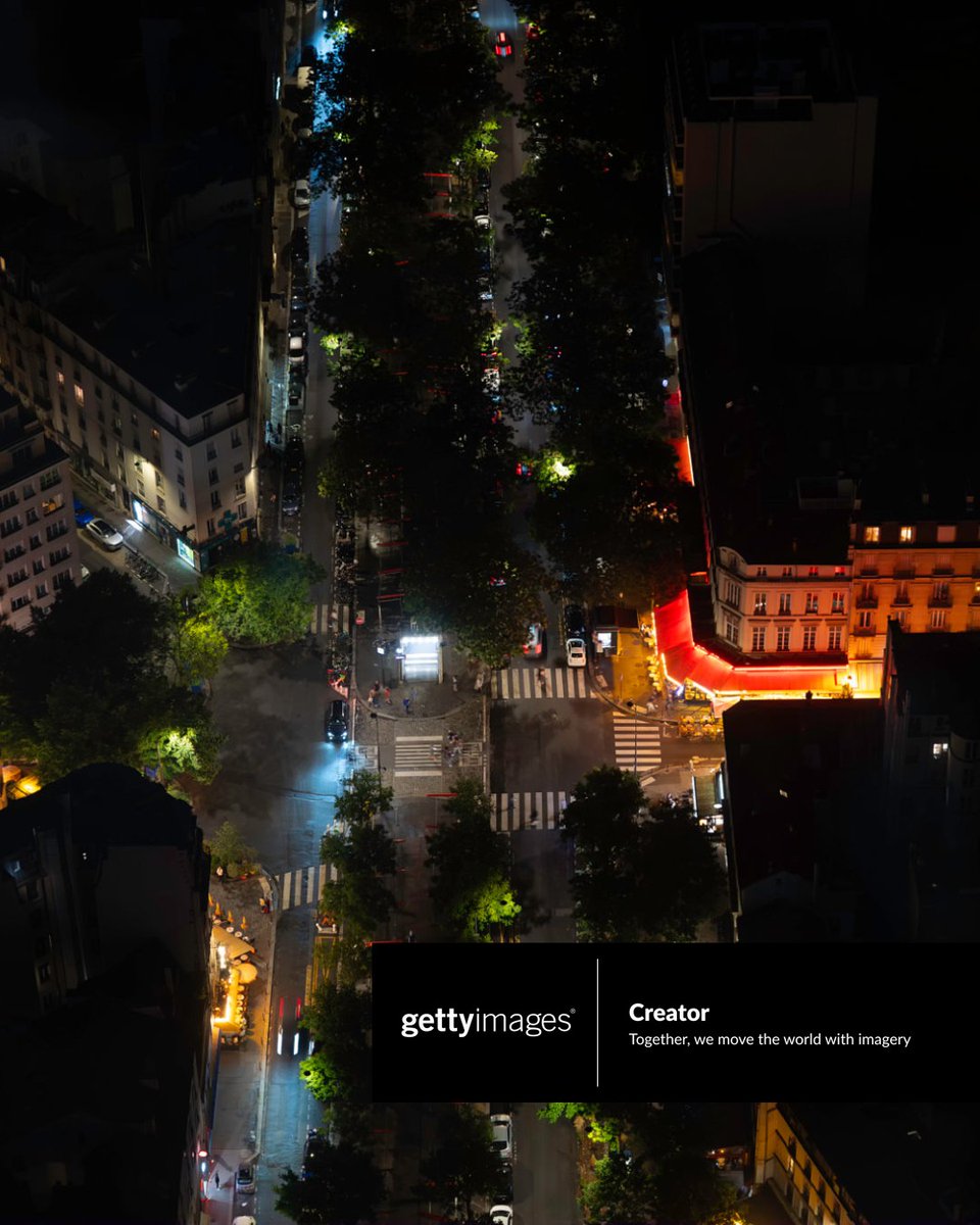 jmlpyt's tweet image. Nouvelle vue aérienne nocturne de Paris publiée sur mon portfolio Getty Images : jmlpyt.eu

Cafés, terrasses et circulation se répondent autour de ce carrefour animé, au cœur de la ville lumière.​

#gettyimages #jmlpyt #paris #nightphotography #shootuploadrepeat