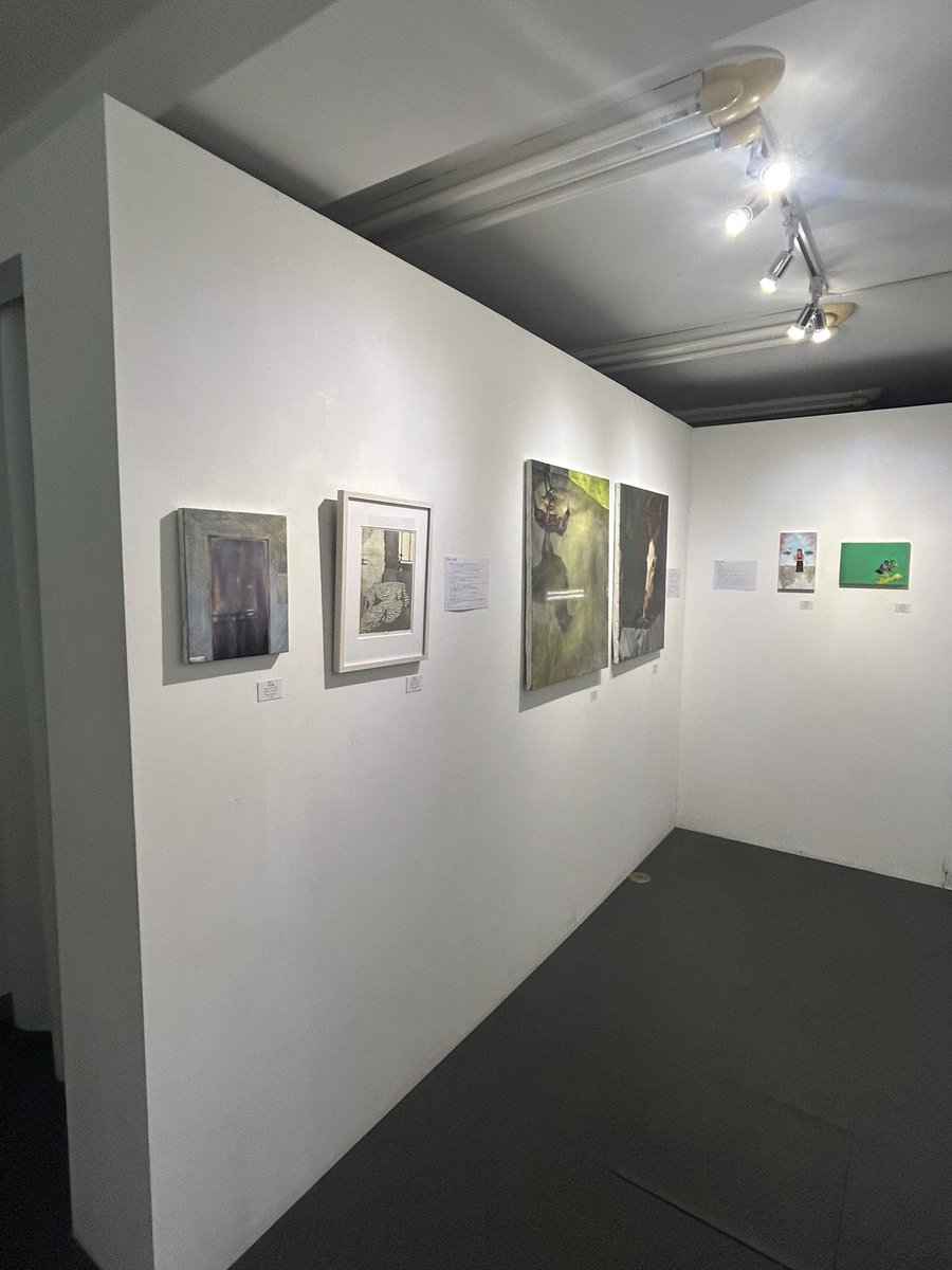 【展示アーカイブ】

THE ___ GALLERY
田中日和・平田志織2人展「You and Me」
------
美術予備校からの友人と企画した
「2人の・2人による・2人のための展示」

本展示はお互いの価値観、考え方を
同じテーマの作品を通して再確認することが目的でした。

できればまたこんな展示を2人でしたいです。