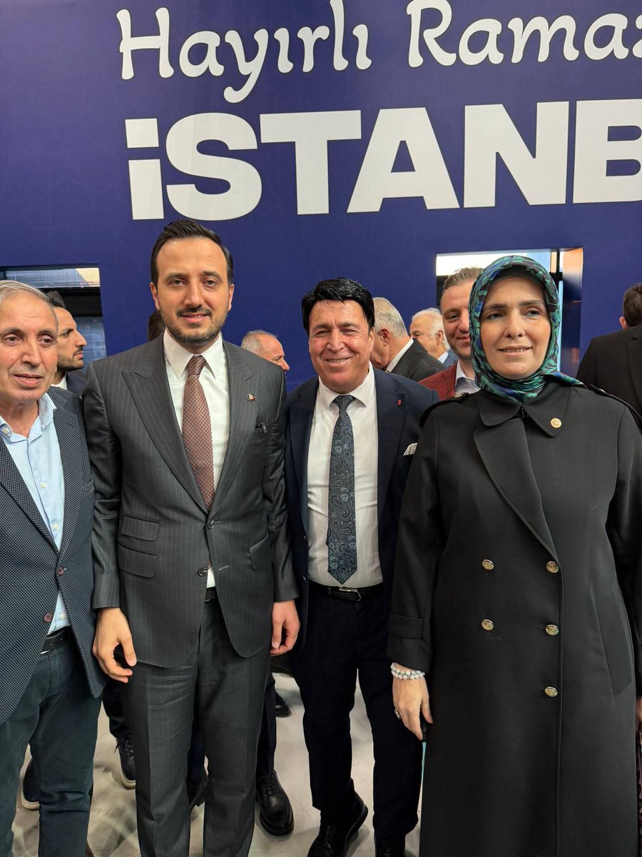 Doğu ve Güneydoğu Kültür Sanat Derneği olarak; AK Parti İstanbul İl Başkanlığı’nın düzenlediği “Bir Olmak Ruhumuzda Var” iftar programına Genel Başkanımız Fuat Bodur ve heyetimizle katılım sağladık.
İl Başkanı Abdullah Özdemir’e nazik davetleri için teşekkür ederiz. 🤝