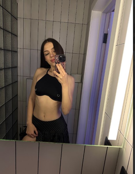 Mira Nyx tweet media