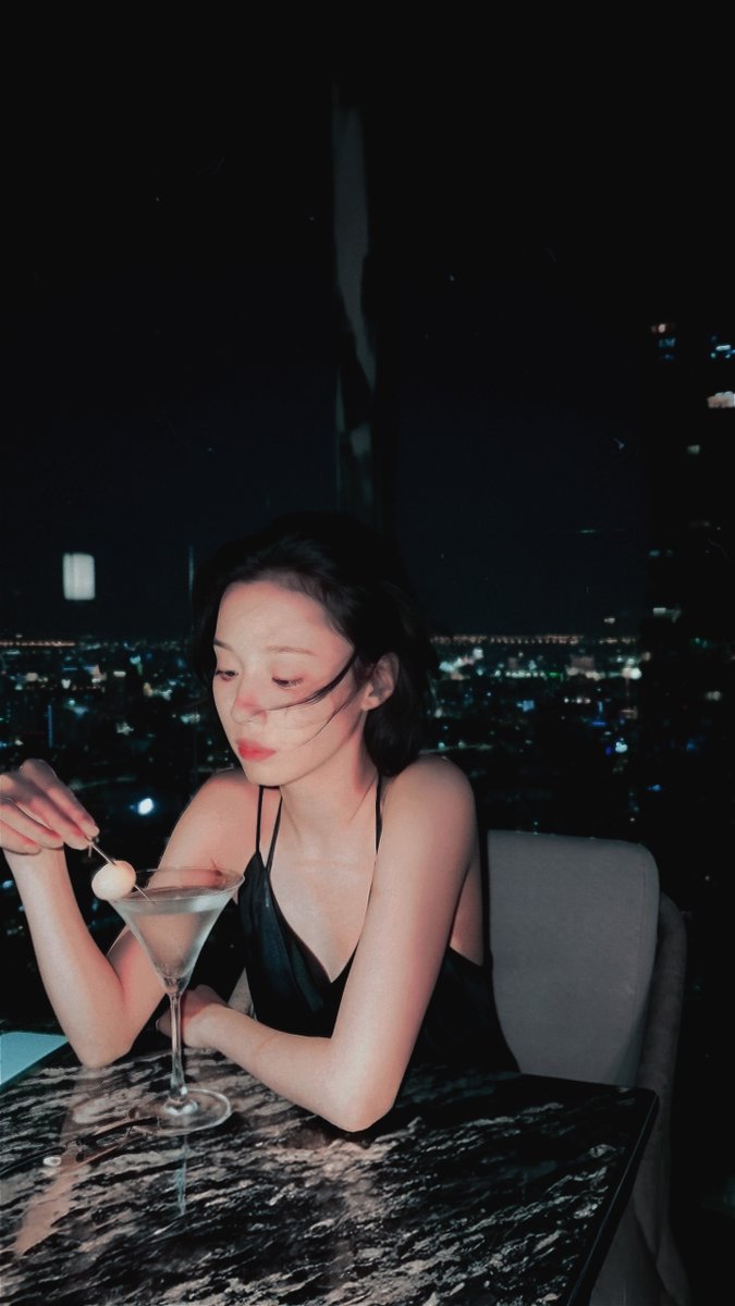 𝗵𝗼𝘃𝗲𝗿 tweet media