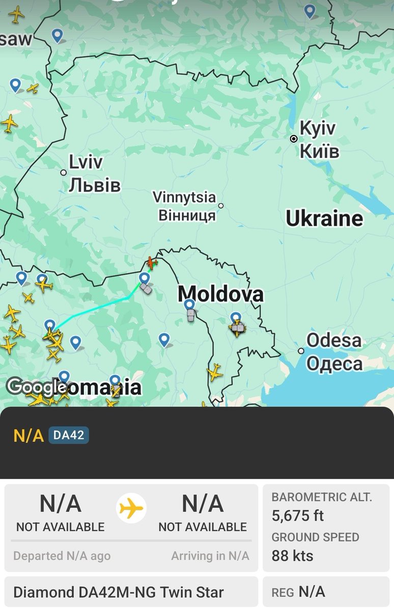 MoPo_overhere's tweet image. Well well, seems like #DA42, formally known as EIS, has been deployed. Good luck, people. Stay safe. 

Diamond DA42M-NG Twin Star.