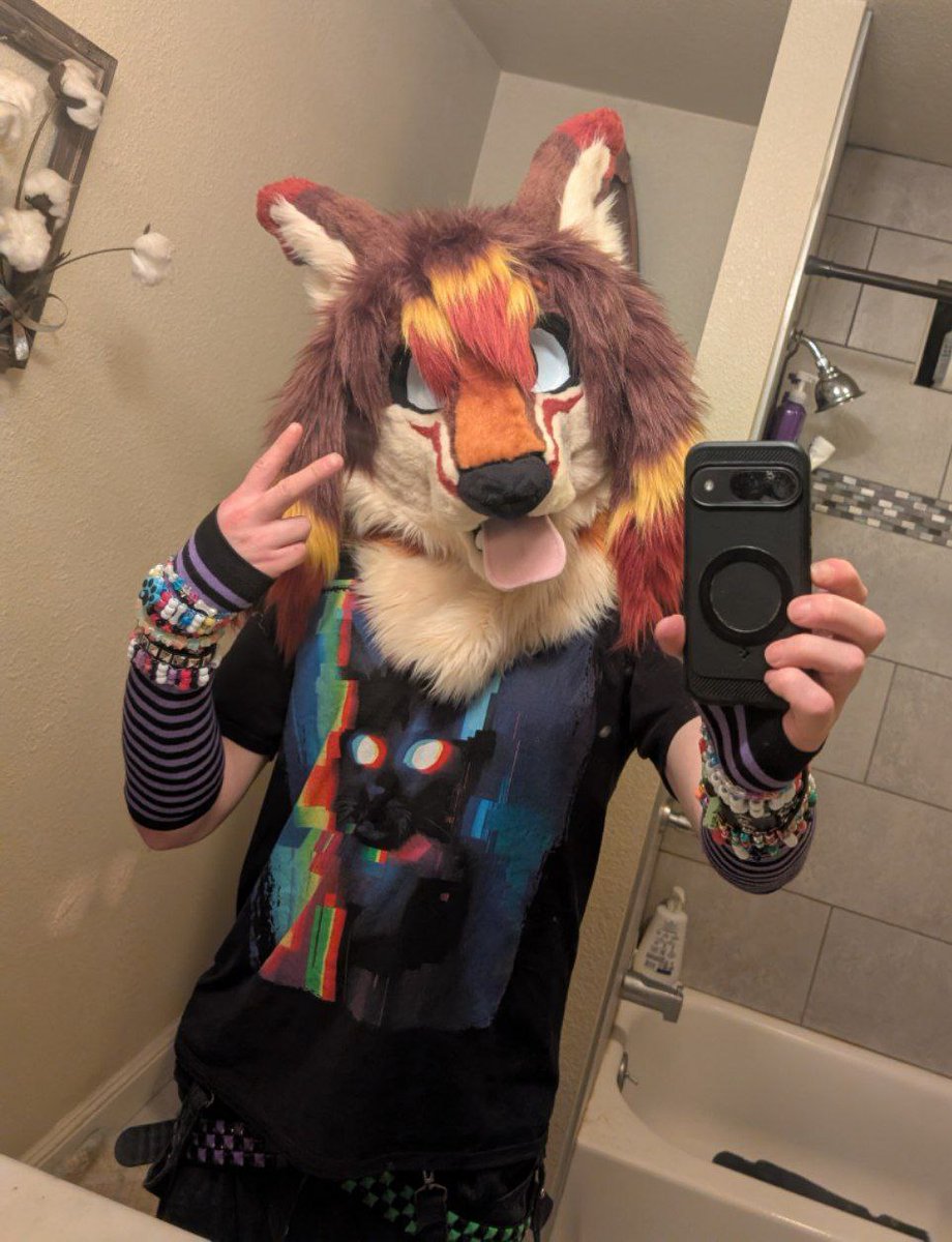 KalikoWoofs's tweet photo. r4v3rk1d~
My partial has been picked up today and I'm SO fkin' ready to partyy~~ <3 https://t.co/gqyjbaLMso