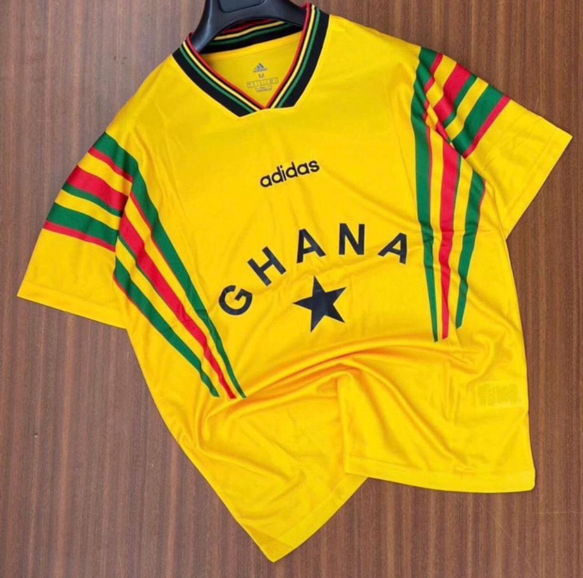 kofibernarddd's tweet photo. @Oskwamzz @otesjerseyhub @shaibu_AB You got xxl for this? https://t.co/gMjYl0a3dt