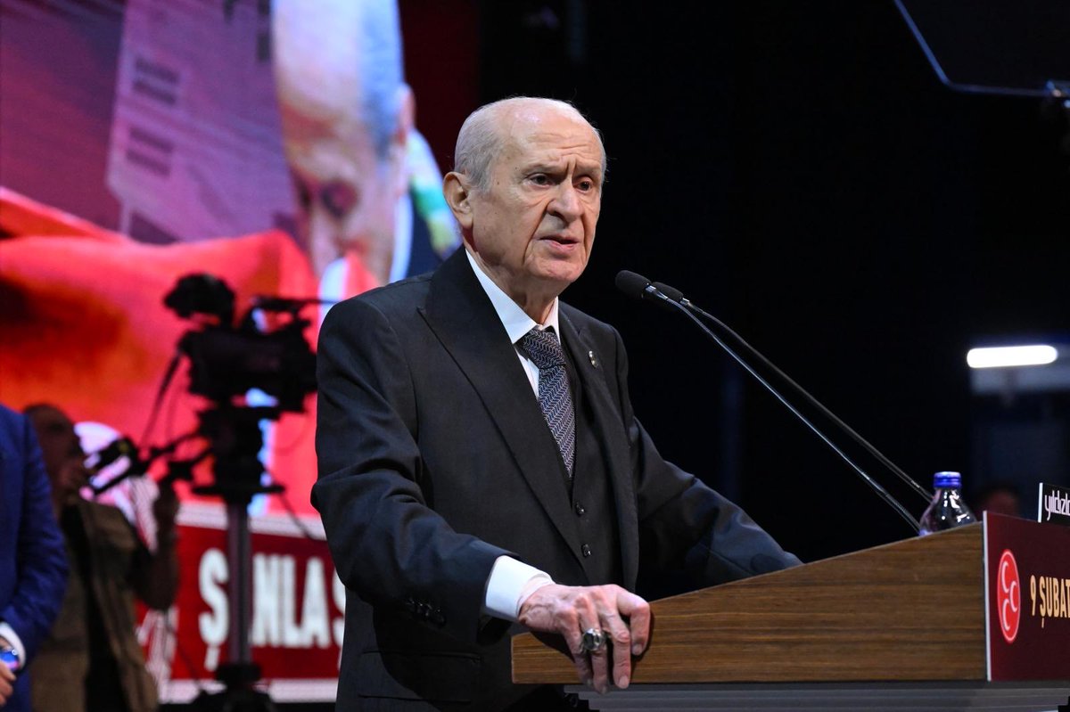 Türk milliyetçisi olarak biliyor ve savunuyoruz ki, nerede bir soydaşımız ve din kardeşimiz varsa yüreğimizin bir parçası da oralarda atıyor demektir.

Bugün ve her geçen gün varlıklarını yükselten Orta Asya coğrafyasındaki Türk devletleri ve İslam âlemi, bizim şerefli