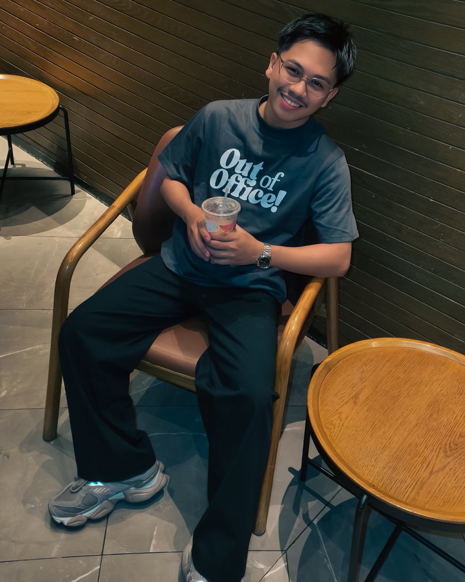 ivan dorkner 🤓 tweet media