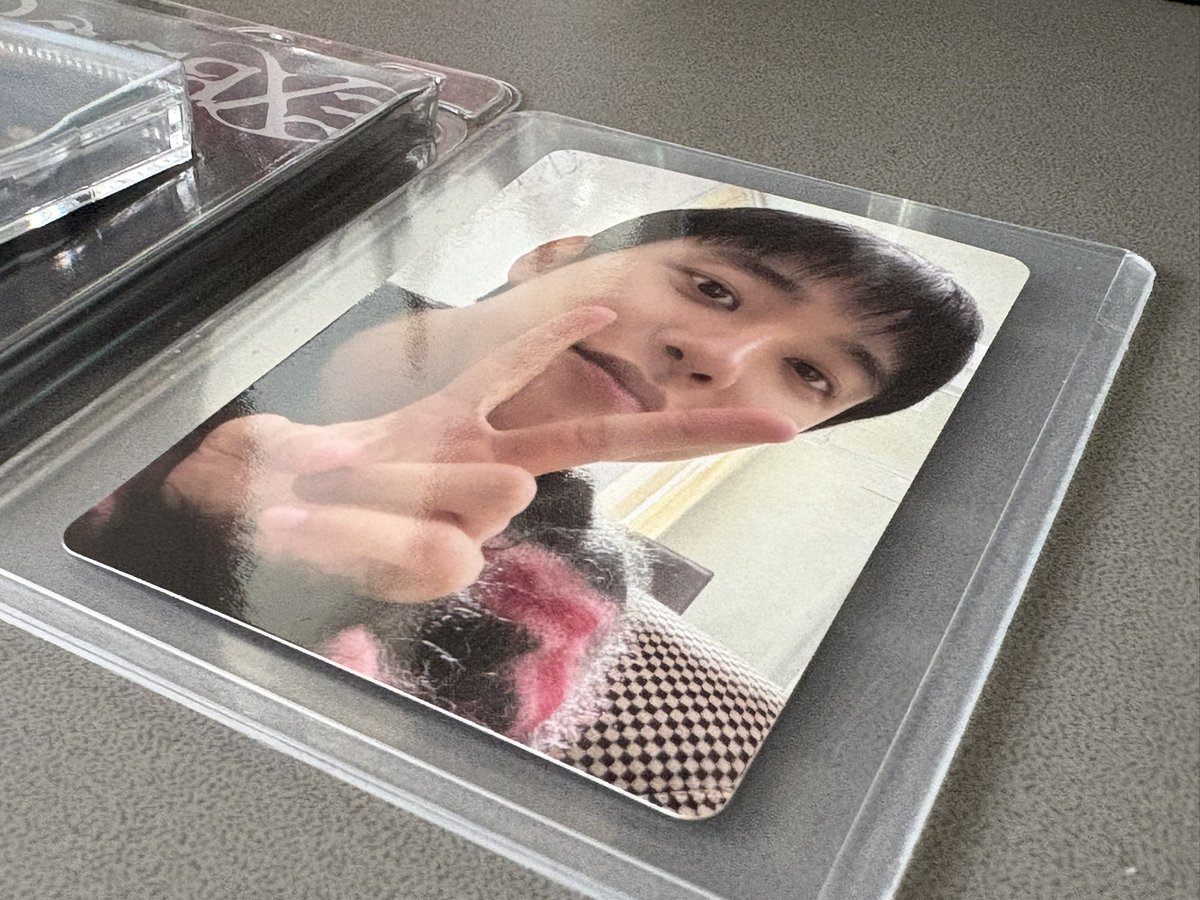 bbangjoa12's tweet photo. <wts> 엑소 리버스 앨범 디오 경수 포카 양도
exo reverxe album poca sell

앨범 + 포카 = 5000원

gs반값택배 +2000원

DM주세요 !!

#DO #exo #REVERXE #엑소포카양도 #디오 #경수포카 https://t.co/8LFYo0Wy4H