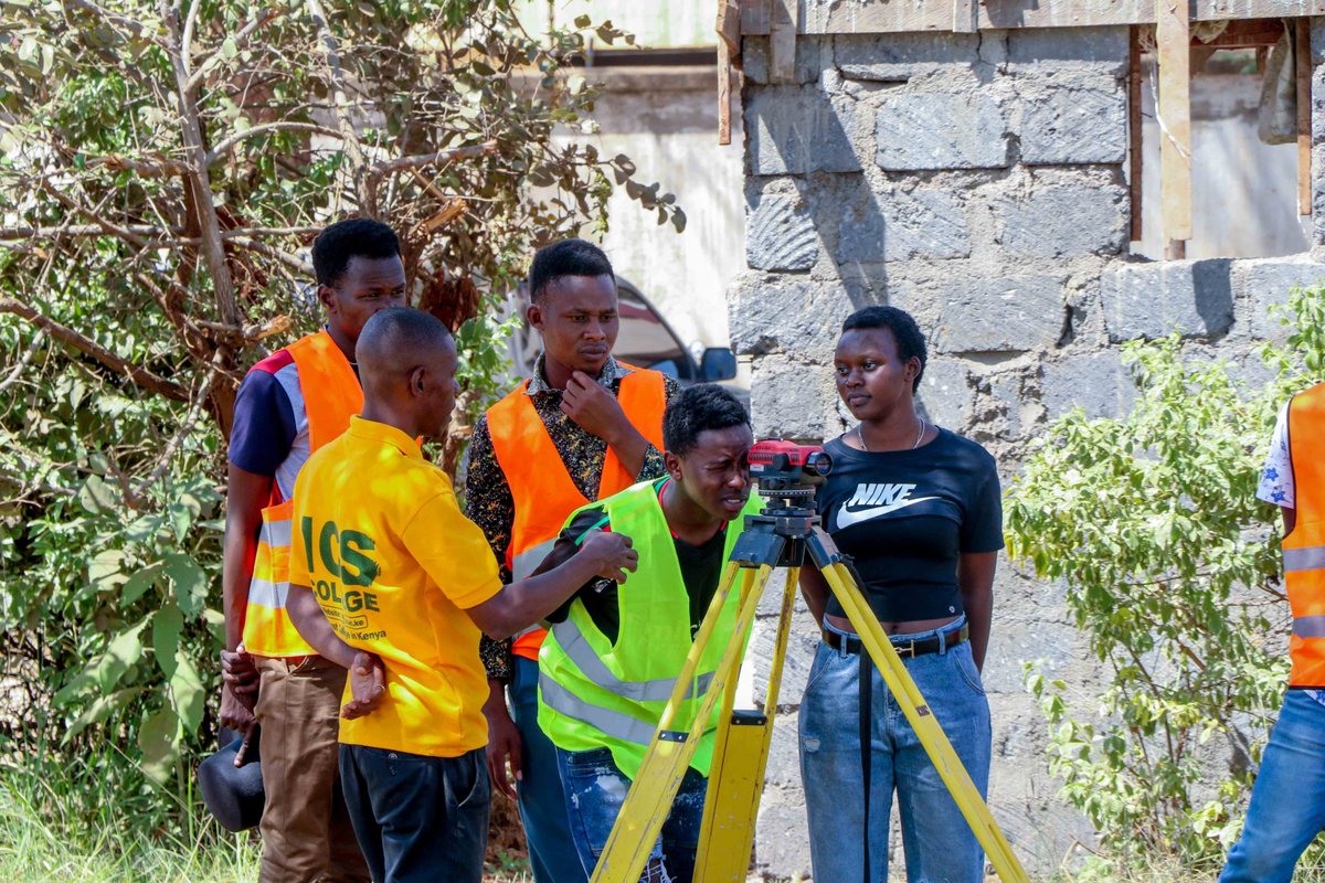 IcsTechcollege's tweet image. LAND SURVEY COURSE. 
Our curriculum integrates classical surveying principles with modern satellite positioning and data analysis. Students will graduate as highly sought-after professionals in the global engineering and real estate sectors.
#landsurvey #mapping #ICSCollege