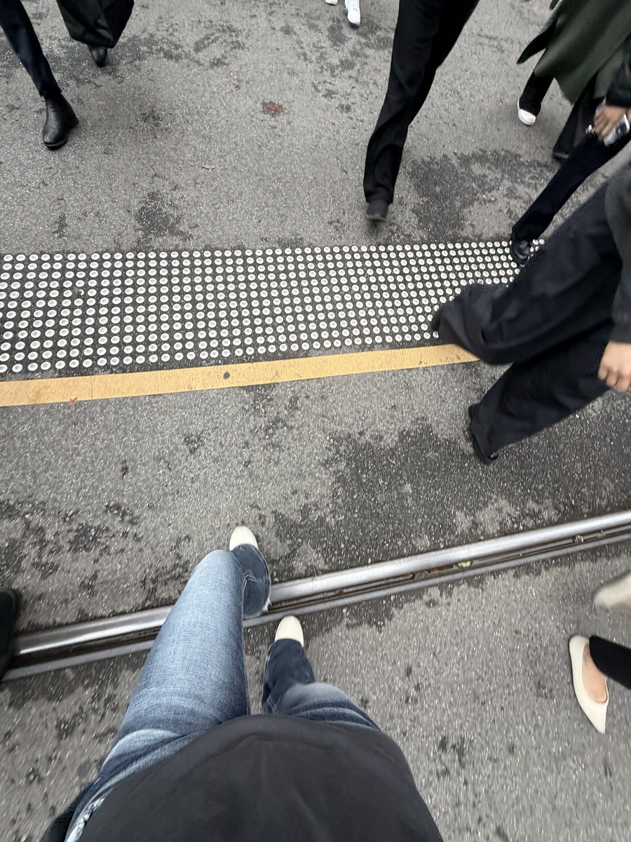 Vodlaiir's tweet photo. 대학교 너무 재밋흠
매일 공부하고 매일 새로운 사람들 만남 내가 영원히 새내기엿으면좋겟다 https://t.co/9K5cKlmlUx