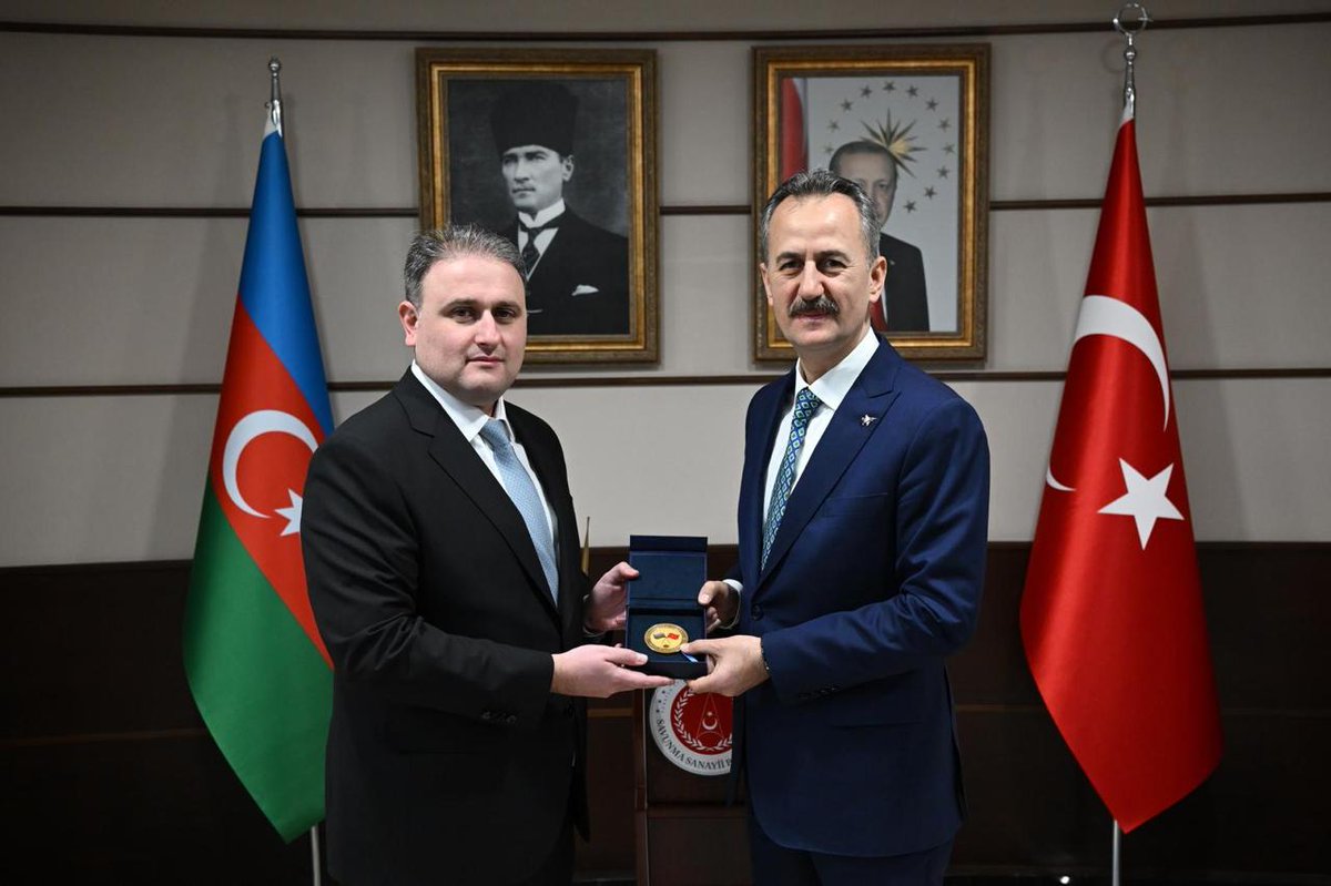 mdigovaz's tweet photo. Vüqar Mustafayevin rəhbərlik etdiyi nümayəndə heyəti Ankarada rəsmi səfərdədir

Ətraflı:https://t.co/IqjTClY8AM https://t.co/e3C74Kfkkx