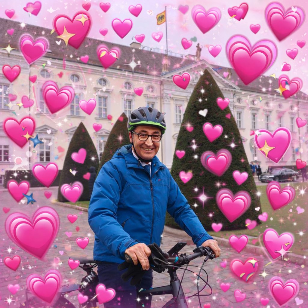 EisMelone's tweet photo. Cem du geiler gemäßigter vegetarischer Radfahrer, bitte bewahre mich vor Manuel Hagel 🥵🥰 https://t.co/jtmhQzbrOh