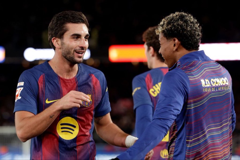 Barcaxtr's tweet photo. 🚨🎙️ David Sánchez: “The team led by Hansi Flick has shown over this season and a half that they may not be perfect in every aspect, but they are outstanding at compensating for their weaknesses.

I still believe the task is almost impossible, but I genuinely see real chances for FC Barcelona to overturn this 4–0 deficit. Let’s see what happens.” 🔵🔴