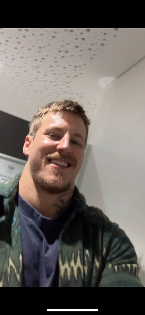 pump flex king tweet media