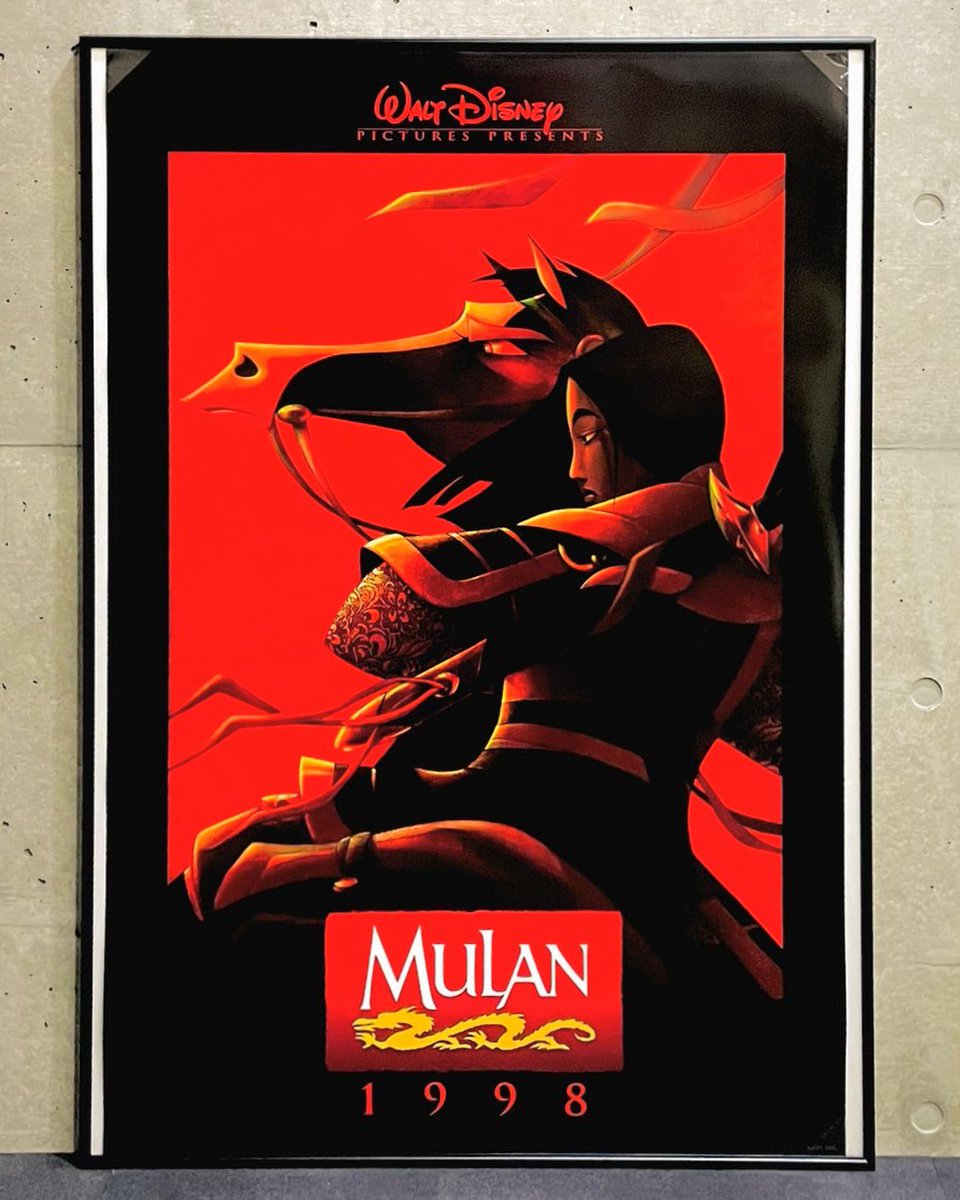 本日は「ムーラン」のポスターをご紹介します🇨🇳 古代中国の伝説「花