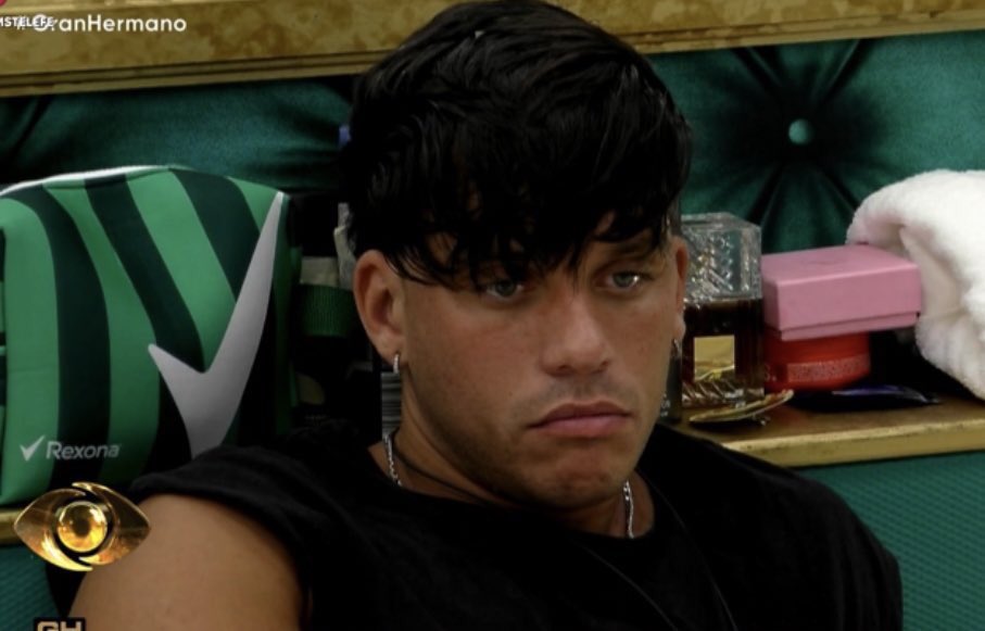 mil opiniones divididas queriendo sacar a Luana, Titi, Lolo, Lola, Lulu, etc (coincido 100%) PERO SE OLVIDAN DE LAS PRIORIDADES
#GranHermano