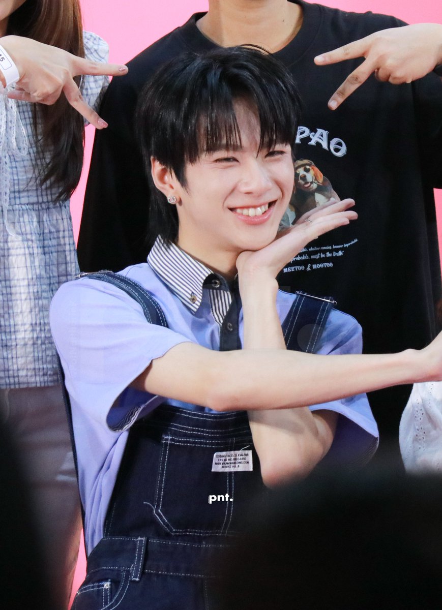 เติมหูแมว🐱

AAS WITH NIVEA AT TOPS  
#NIVEAxAuAuSave #savewrg