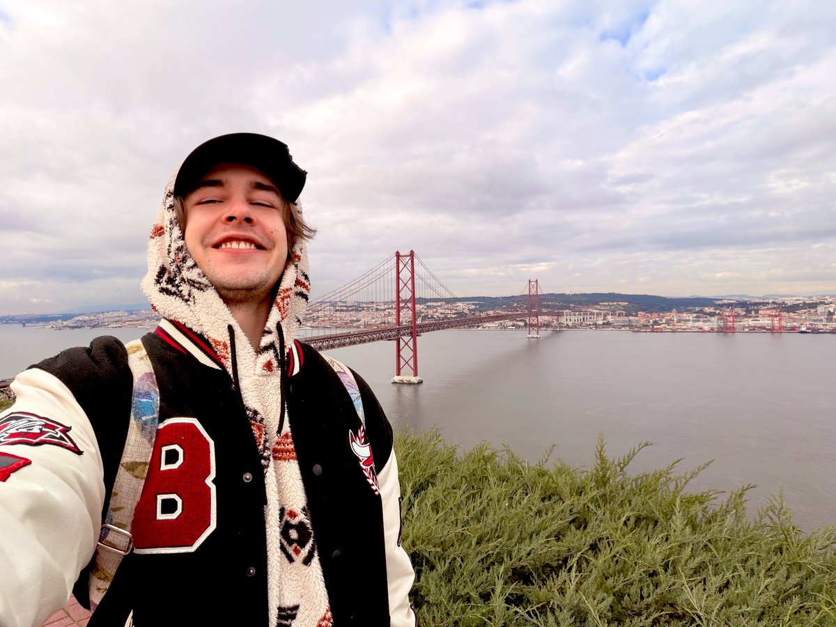 Viktor 🧡 tweet media