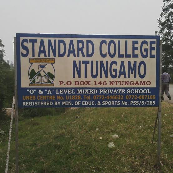 Muhangi Clinton tweet media